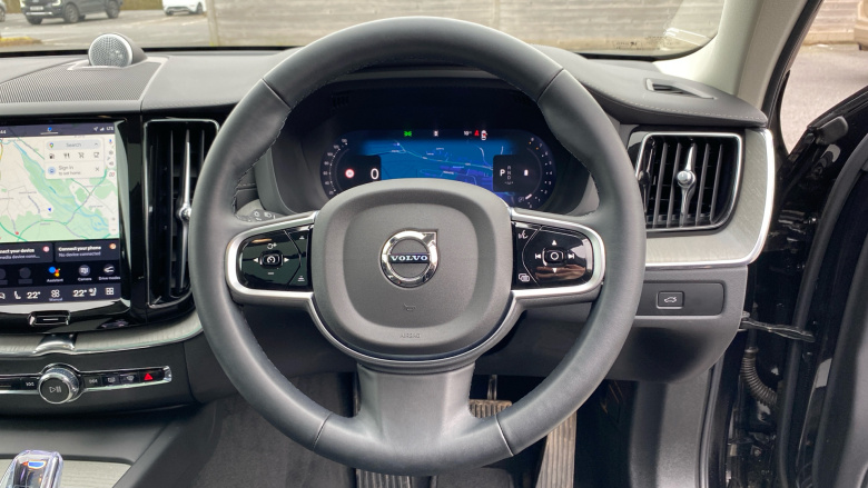 Volvo XC60 2.0 B5P Ultra Dark 5dr AWD Geartronic Petrol Estate